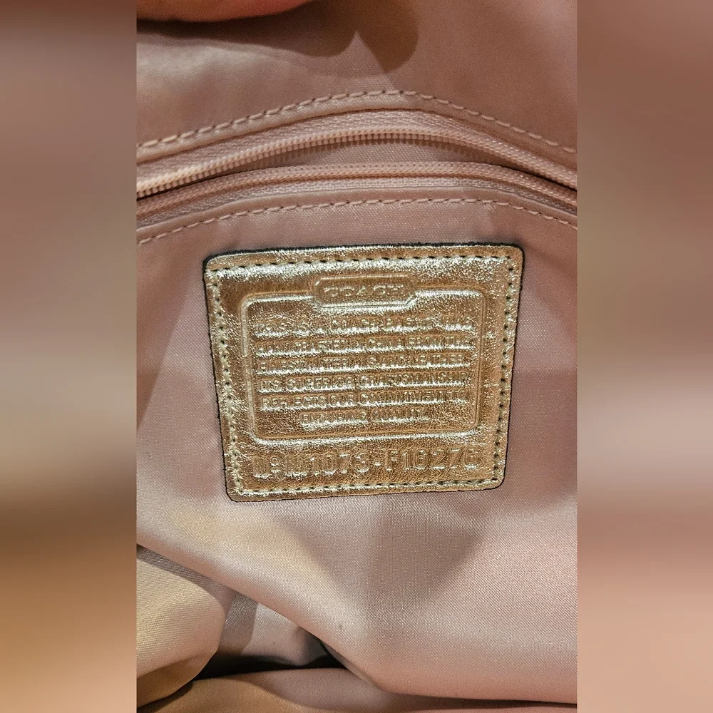 COACH SIGNATURE FLORAL TOTE PURSE - Picture 3 of 8